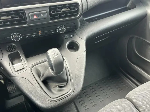 Peugeot Partner bestel 1.5 BlueHDI Asphalt 2019 Diesel 26