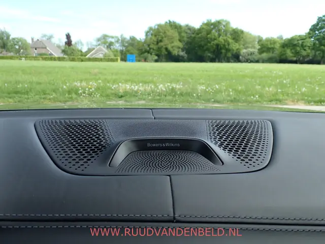 BMW X5 M COMPETITION 2021 Benzine 15
