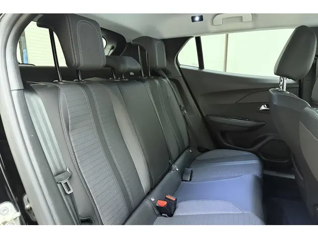 Peugeot 2008 1.2 PureTech Allure Pack 2022 Benzine 14