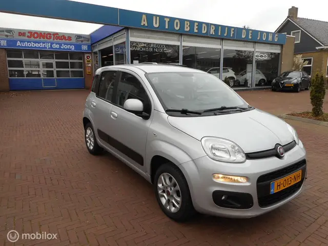 Fiat Panda 1.2 Lounge 2020 Benzine