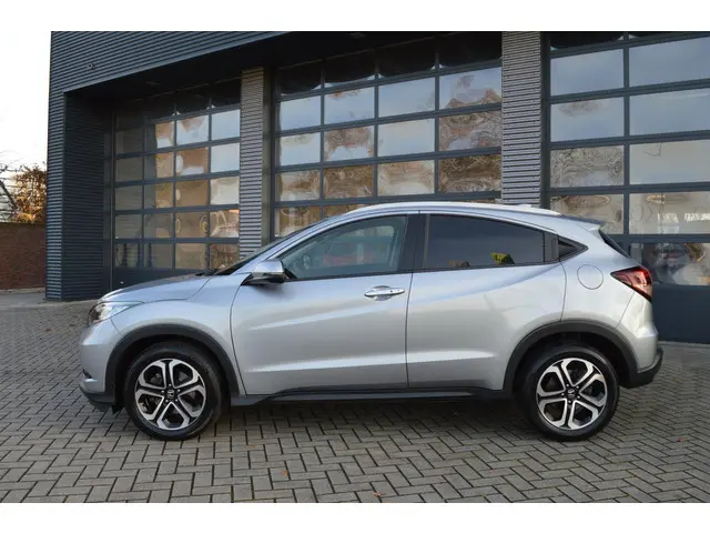 Honda HR-V 1.5 i-VTEC Executive automaat 2017 Benzine 3