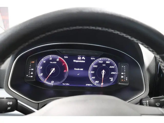 SEAT Arona 1.0 TSI Style Business Intense 2021 Benzine 14