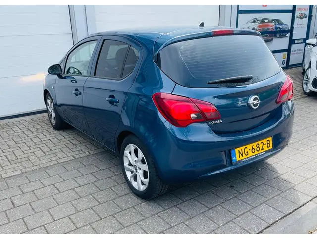 Opel Corsa 1.4 Color Edition Airco New Apk 2015 Benzine 4