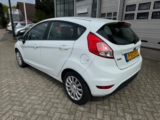 Ford Fiesta 1.0 Style Airco, Nieuwe APK 2013 Benzine 3