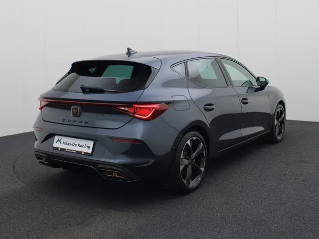 CUPRA Leon 1.4 e-Hybrid 204pk DSG 2023 Hybride Benzine 2