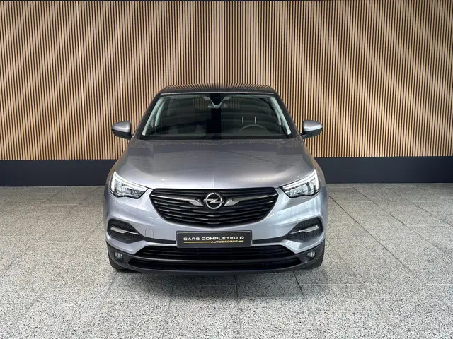 Opel Grandland X 2
