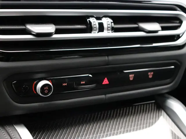 BMW M3 Touring 2023 Benzine 32