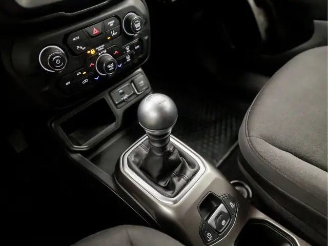 Jeep Renegade 1.0T-e Black Sport 2019 Benzine 10