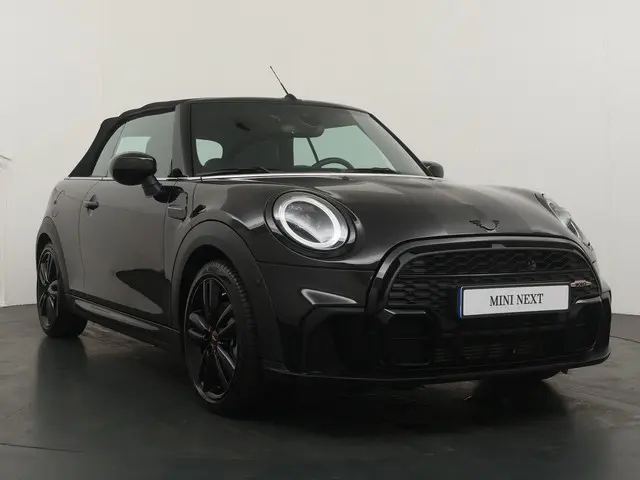 MINI Cooper Cabrio 3-deurs 2022 Benzine 7