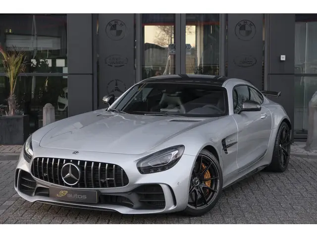 Mercedes-Benz AMG GT R 4.0 V8 585pk GTR 2018 Benzine 4