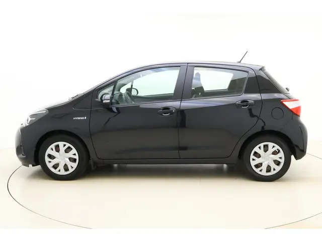 Toyota Yaris 1.5 Hybrid Aspiration 2018 Hybride Benzine 5