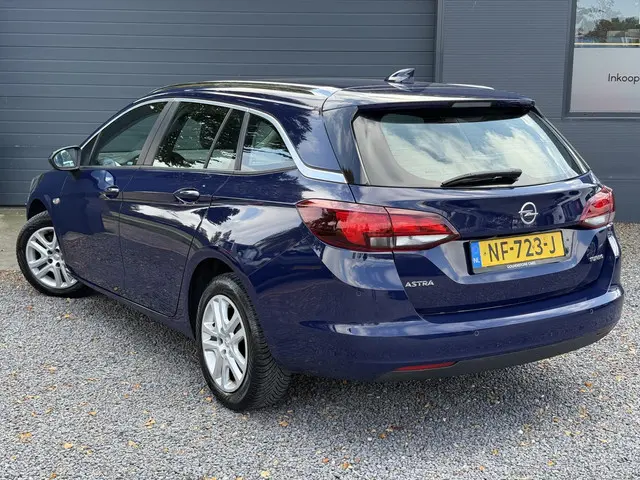Opel Astra Sports Tourer 1.4 Business+ 2017 Benzine 5