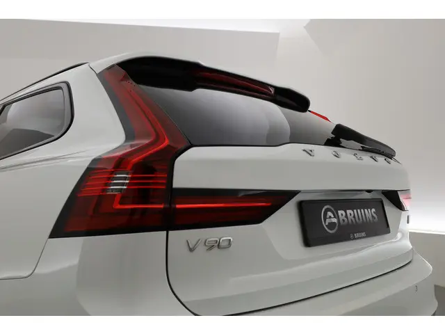 Volvo V90 2.0 T8 Recharge R-Design 2022 Hybride Benzine 36