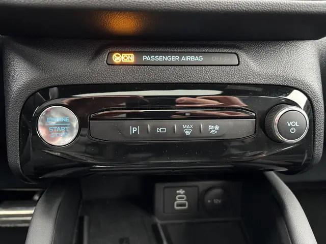 Ford Kuga 2.5 PHEV ST-Line X 2025 Hybride Benzine 19