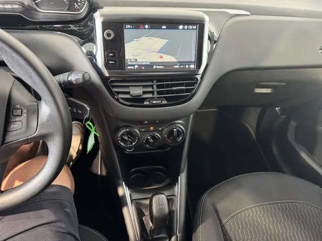 Peugeot 208 1.2 PureT. BL Active 86km 2019 Benzine 21