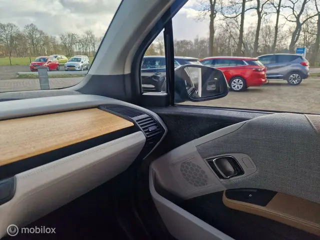 BMW i3 Range Extender 2015 Hybride Benzine 28