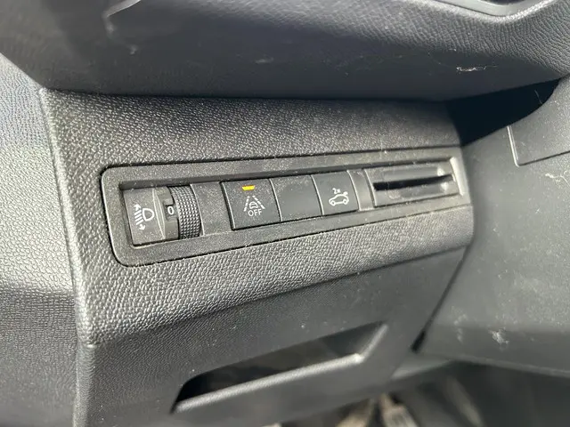 Peugeot 5008 1.2 Turbo 130 PK Allure Pack 2021 Benzine 36