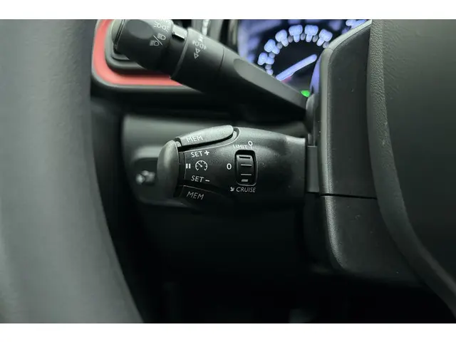 Citroën C3 1.2 PureTech C-Series 2021 Benzine 25