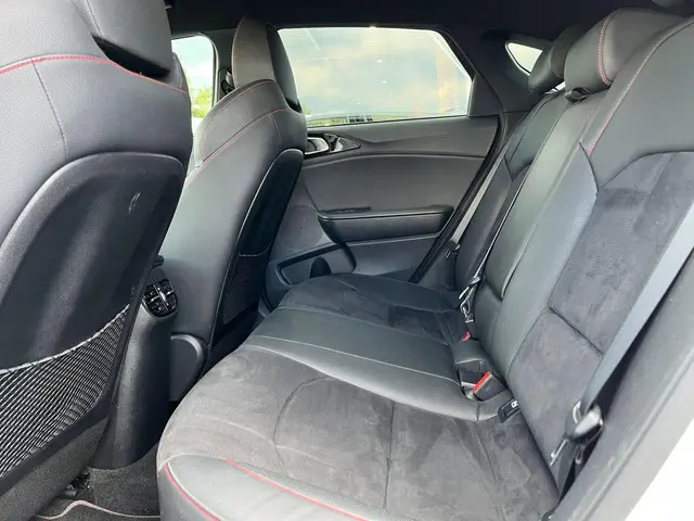Kia ProCeed 1.6 T-GDI GT Apple Carplay PDC 2019 Benzine 35