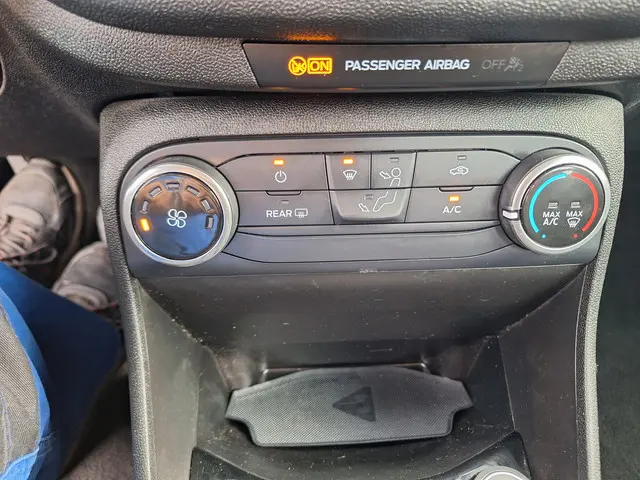 Ford Fiesta 1.1 Trend 2018 Benzine 23