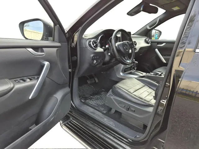 Mercedes-Benz X-Klasse 350 d 4-MATIC Power 2018 Diesel 8