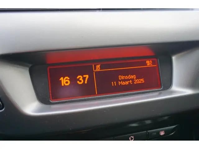 Citroën C3 1.2 PureTech Feel Edition 2016 Benzine 16