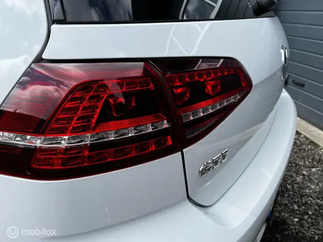 Volkswagen Golf GTI 2.0 TSI |GERESERVEERD 2016 Benzine 6