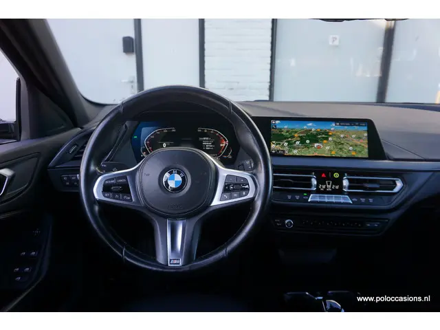 BMW 1 Serie 118i 2021 Benzine 10