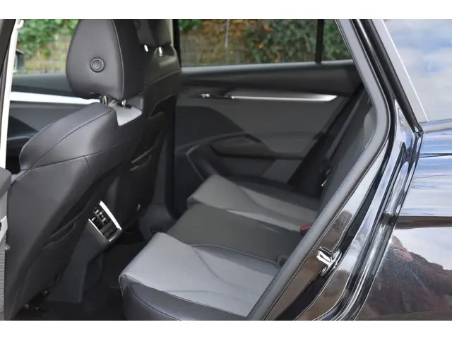 Škoda Enyaq iV 60 2022 Elektrisch 8