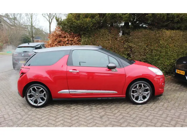 Citroën DS3 Cabrio 1.6 THP Sport Chic 2013 Benzine 16