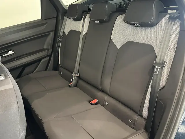 Dacia Bigster 1.8 Hybrid 155 Journey 2025 Hybride Benzine 6