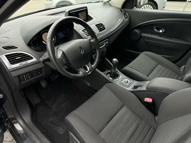 Renault Mégane Estate 1.2 TCe Limited 2015 Benzine 7