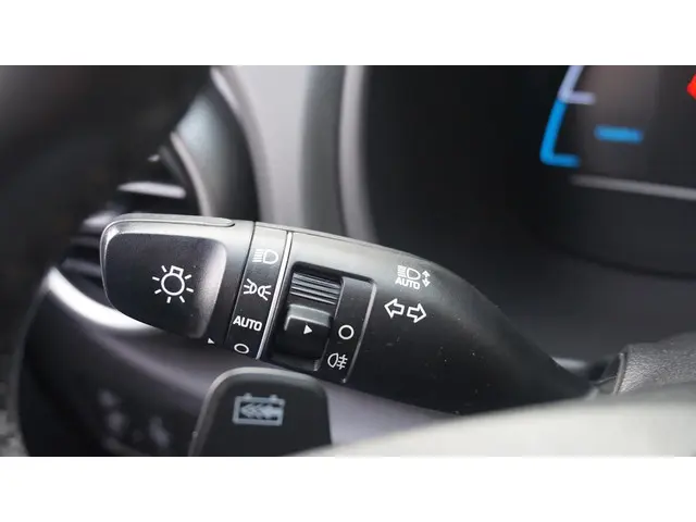 Hyundai Kona EV Comfort 64 kWh 3-fase 2020 Elektrisch 24