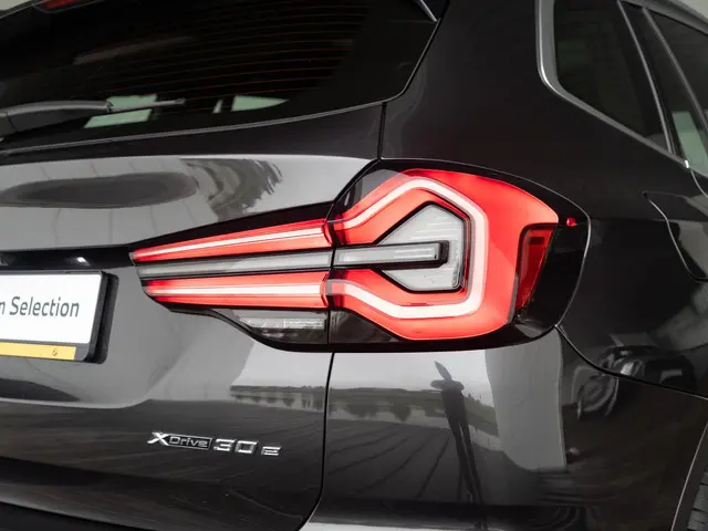 BMW X3 xDrive30e 2022 Hybride Benzine 13