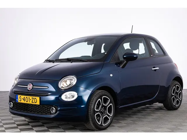 Fiat 500 1.0 Hybrid Club | CRUISE | PDC | AIRCO . 2023 Benzine 22