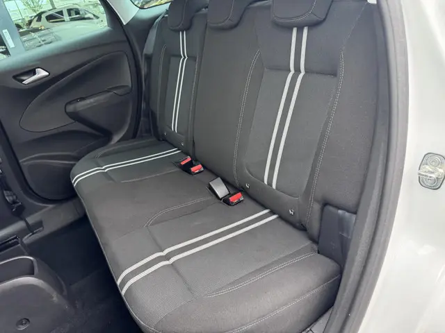 Opel Crossland 1.2 Turbo Elegance 2024 Benzine 31