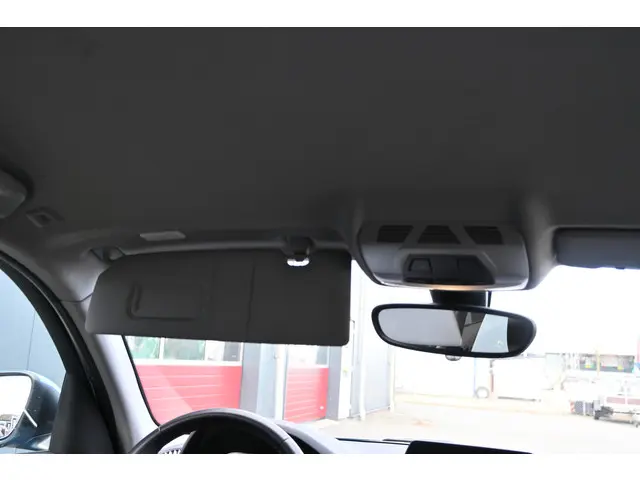 BMW 1 Serie 118i Corporate Lease Executive 2017 Benzine 31