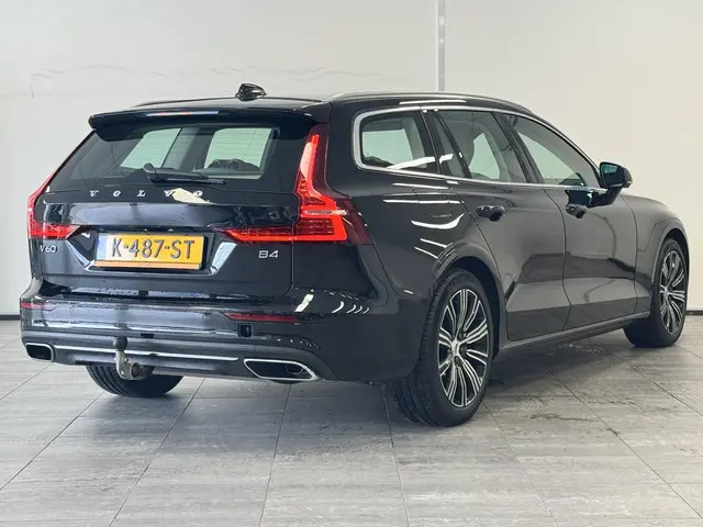 Volvo V60 2