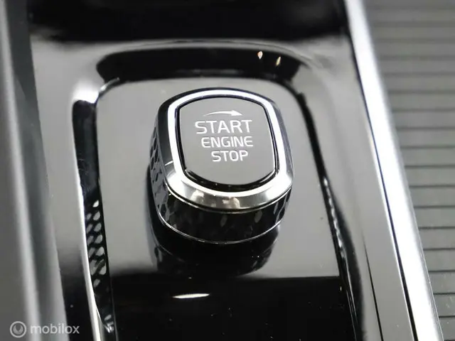 Volvo V60 2.0 B3 Essential| Camera | Trekhaak 2023 Benzine 28
