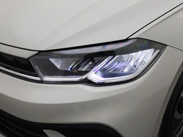 Volkswagen Polo 1.0TSI/95PK Life Edition 2025 Benzine 12