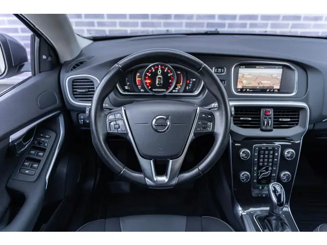 Volvo V40 T3 Automaat Inscription 2018 Benzine 29