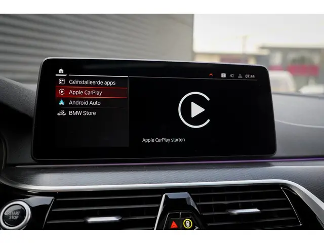 BMW 5 Serie 530e High Executive 2022 Hybride Benzine 19