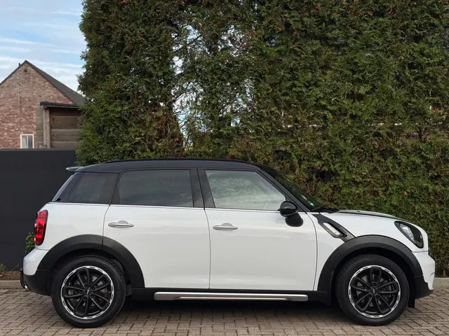 MINI Countryman 1.6 Cooper Pepper Bluetooth 2016 Benzine 8