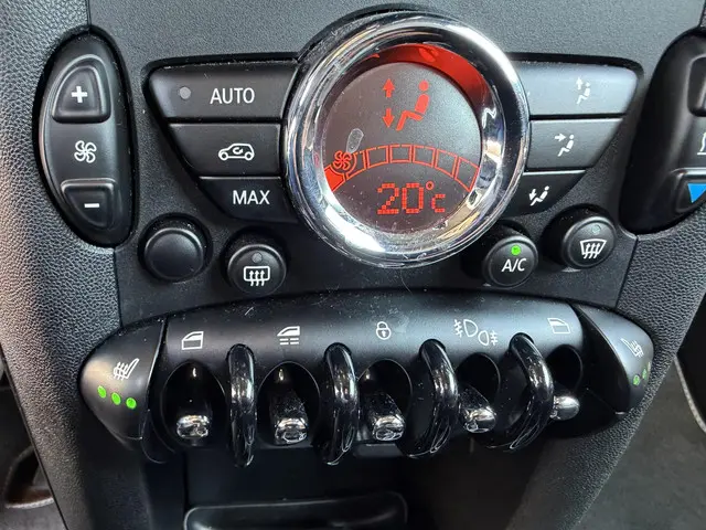 MINI Cooper Cabrio 1.6 Highgate 2015 Benzine 15