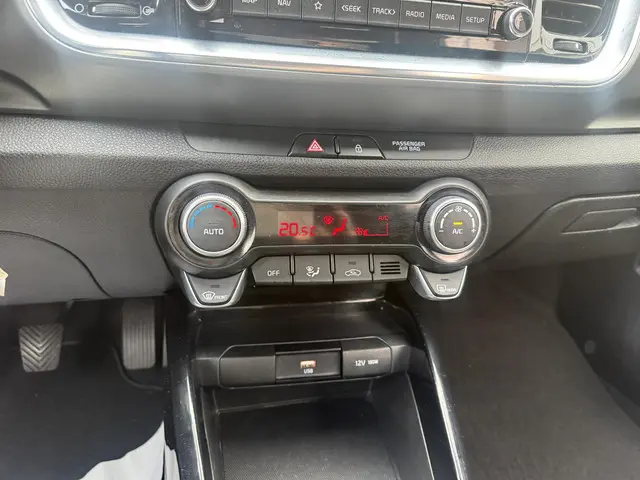 Kia Stonic 1.0 T-GDi MHEV DynamicLine 2021 Benzine 14