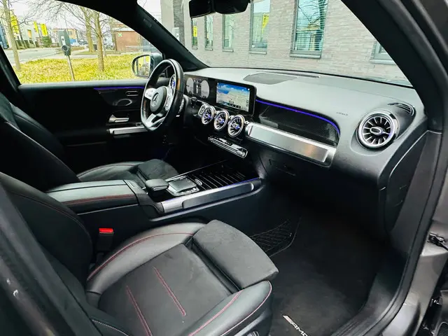 Mercedes-Benz GLB 180 d Premium 2021 Diesel 27