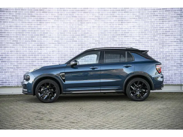 Lynk & Co 01 2