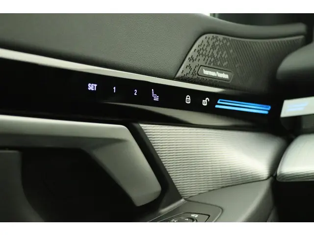 BMW 5 Serie Sedan 530e 2024 Hybride Benzine 16