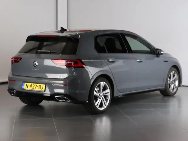 Volkswagen Golf 2