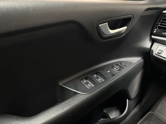 Kia Stonic 1.0 T-GDi Executive Sport 2019 Benzine 20